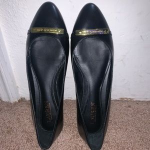 8.5 Ralph Lauren Flats
